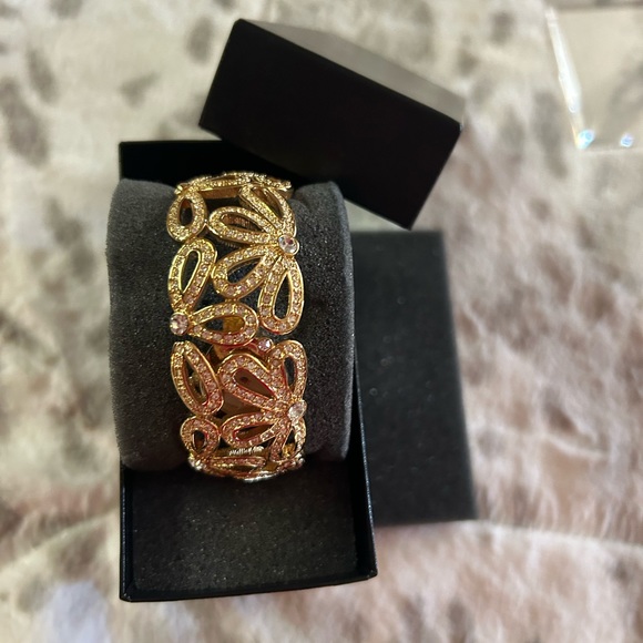 Jewelry - Victoria Weick Golden Floral Watch (hidden) ~ Hinged Cuff! 🌼 Brand New